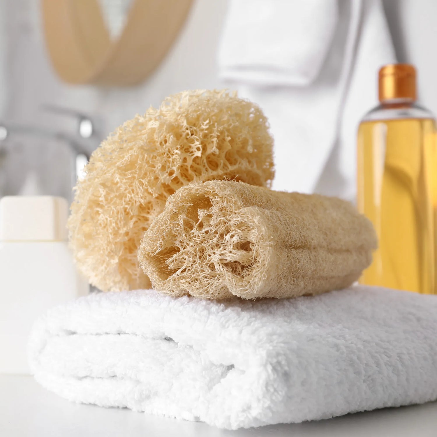 How To Use a Loofah