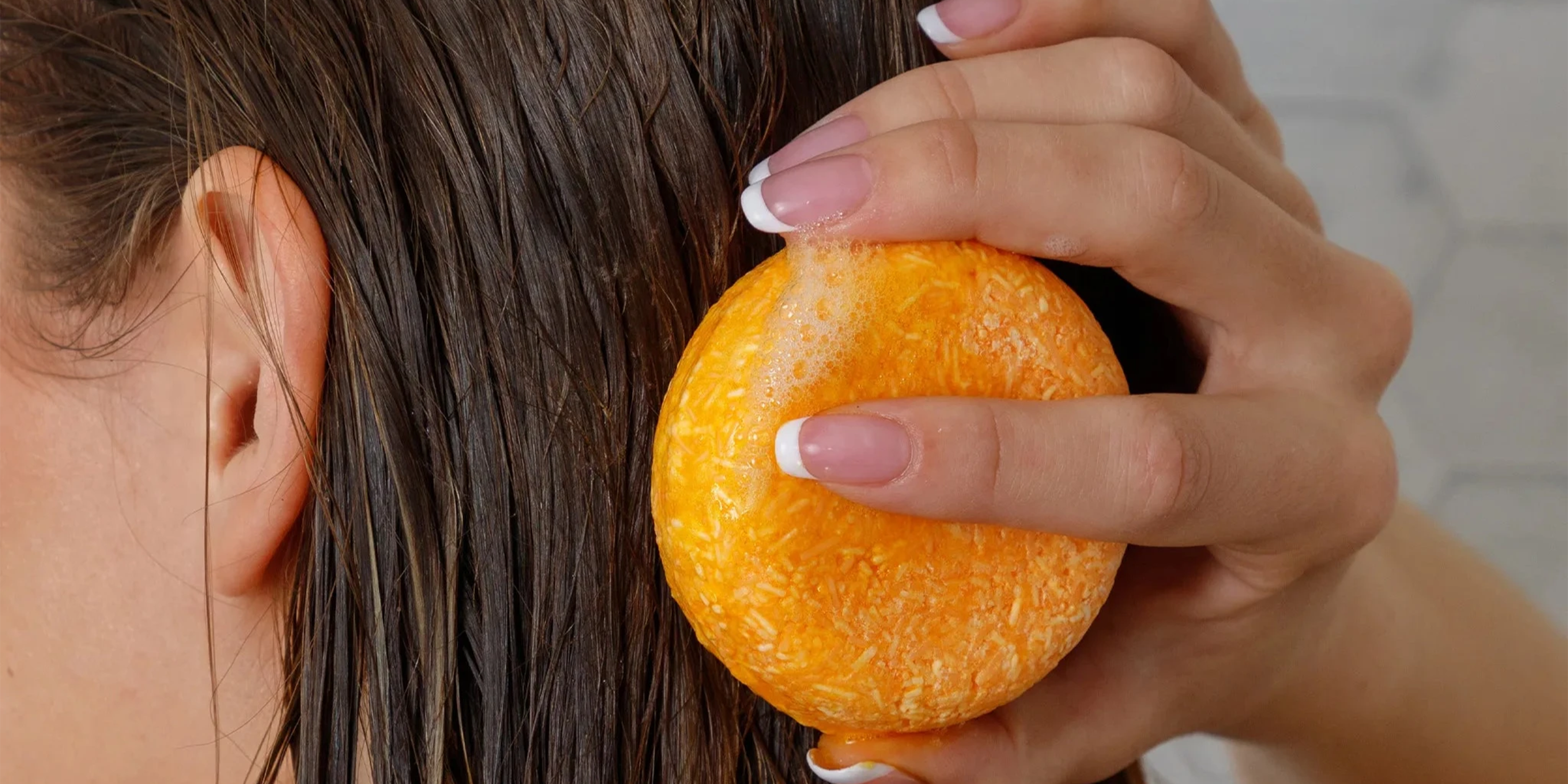 honey shampoo close up