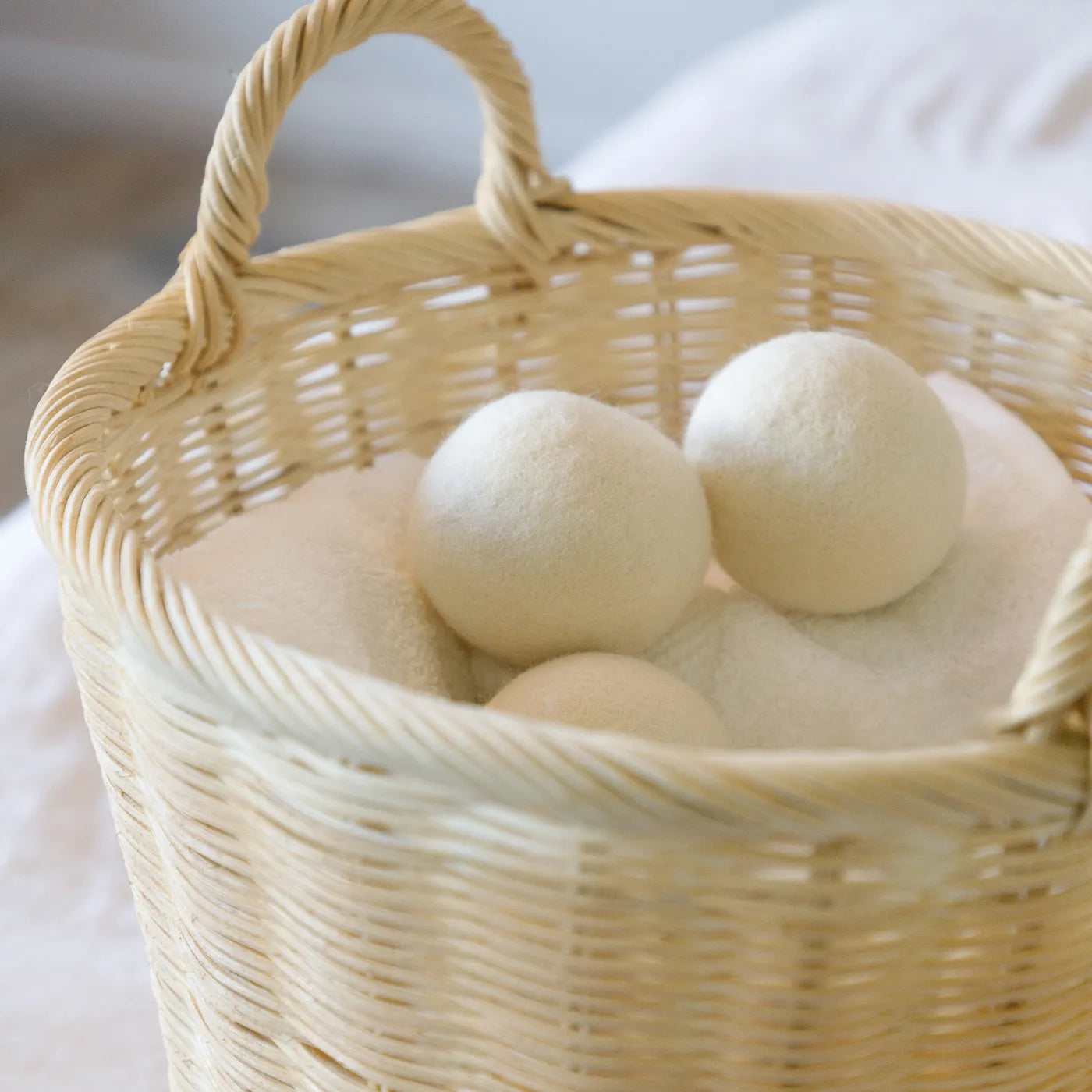 cleaning wool dryer balls