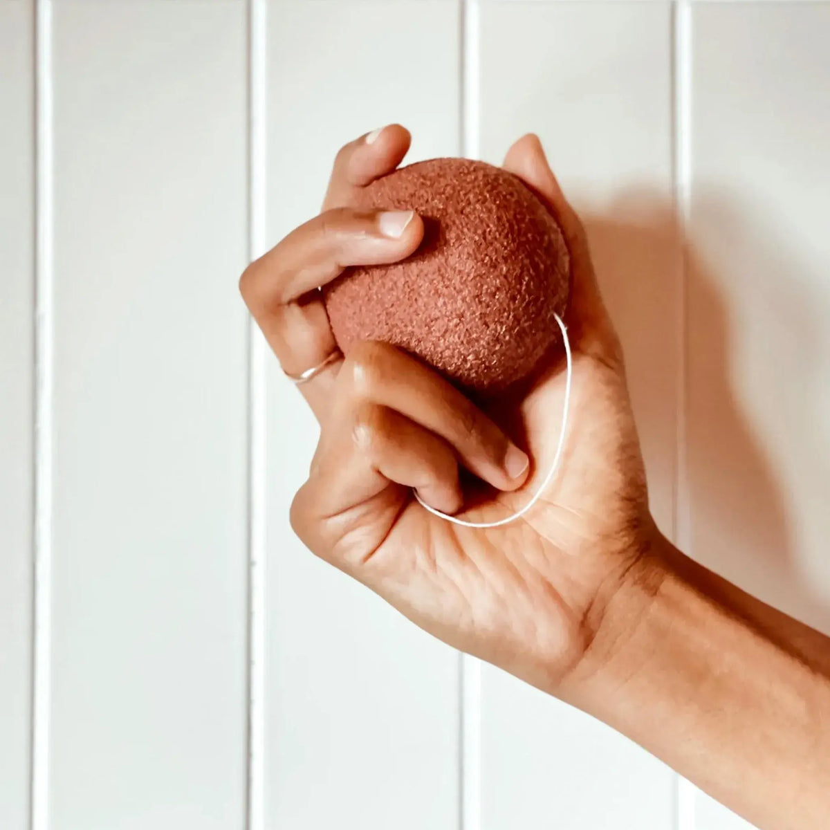 konjac red clay sponge review