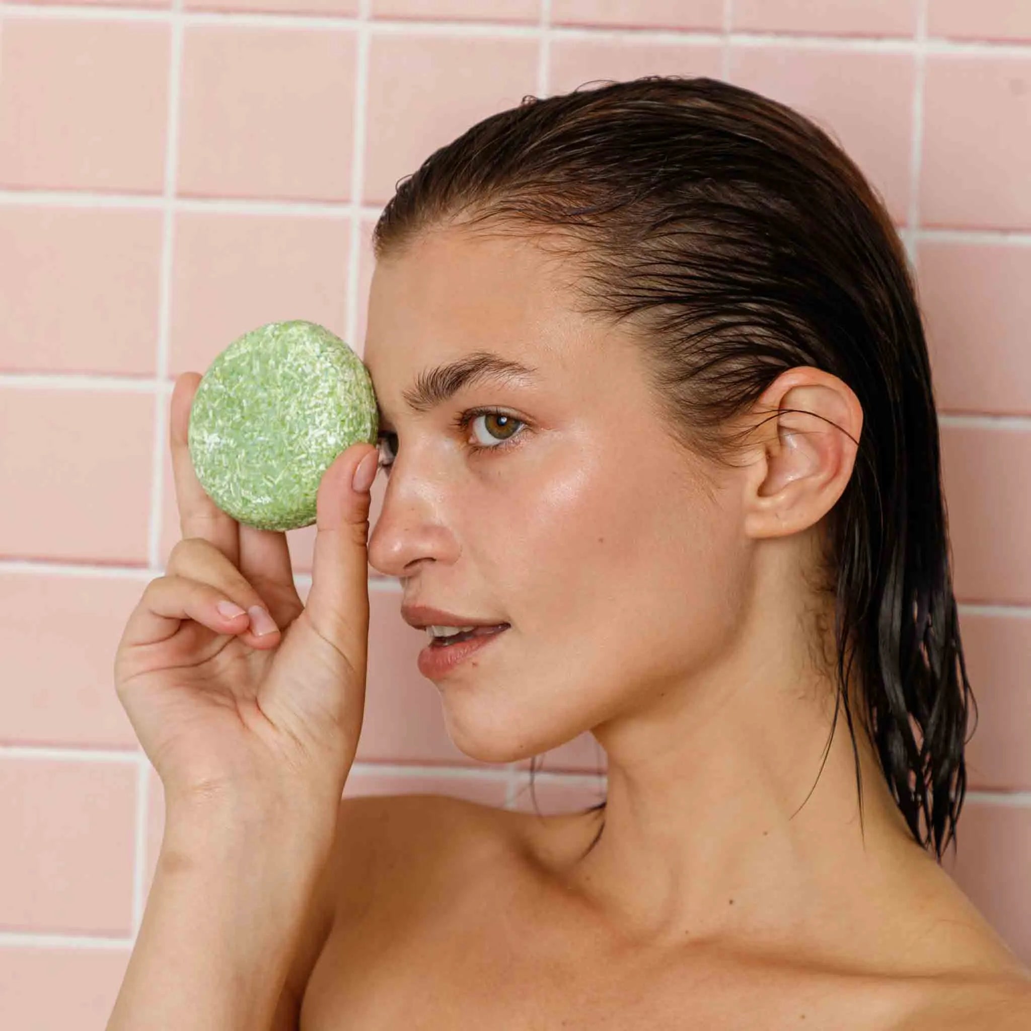 Best shampoo for dandruff is from seek bamboo