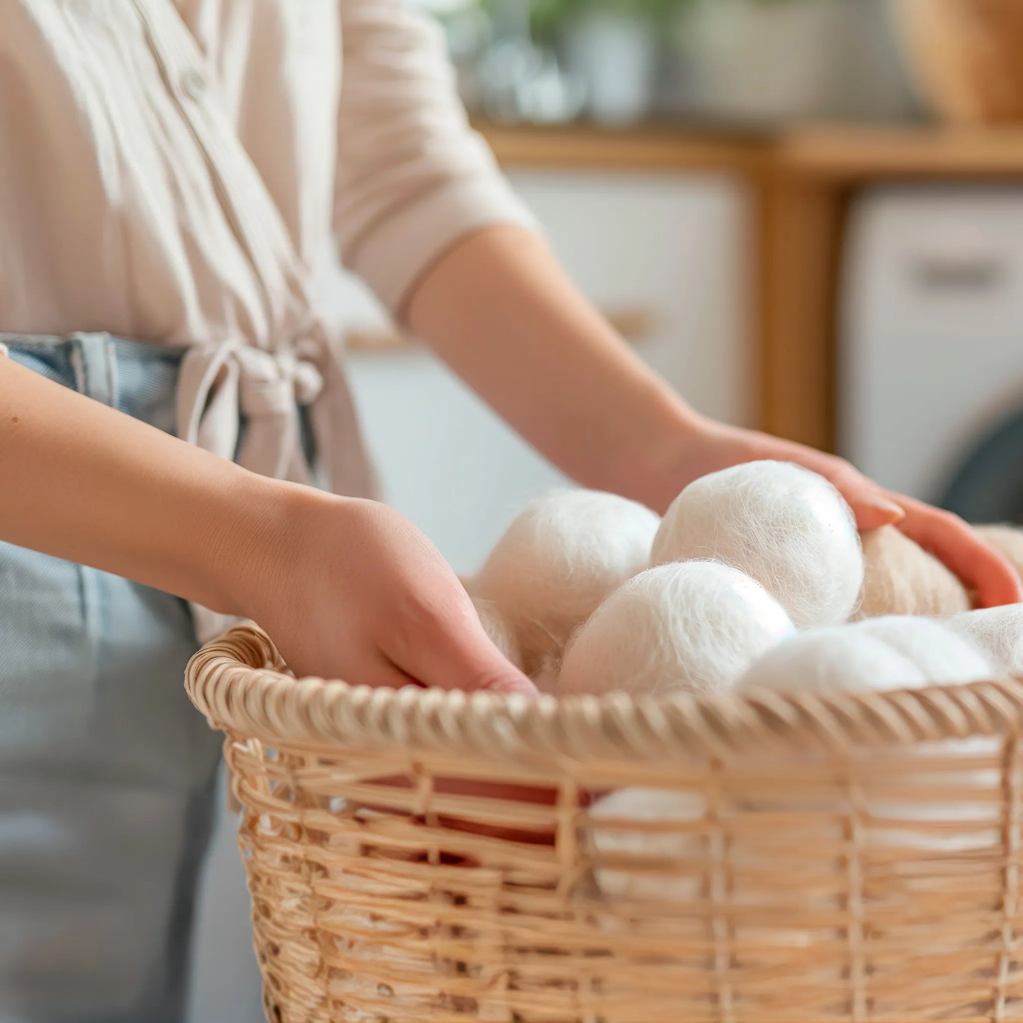 can dryer balls stain clothes