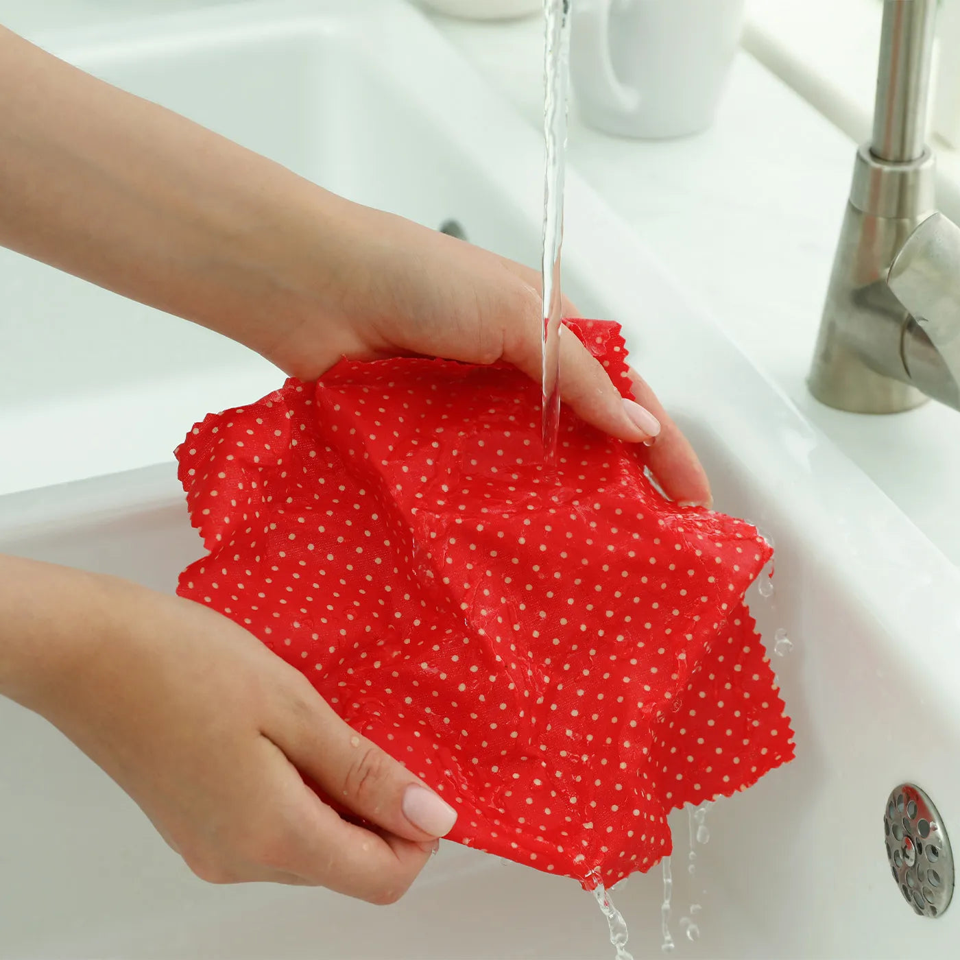 how to clean beeswax wraps