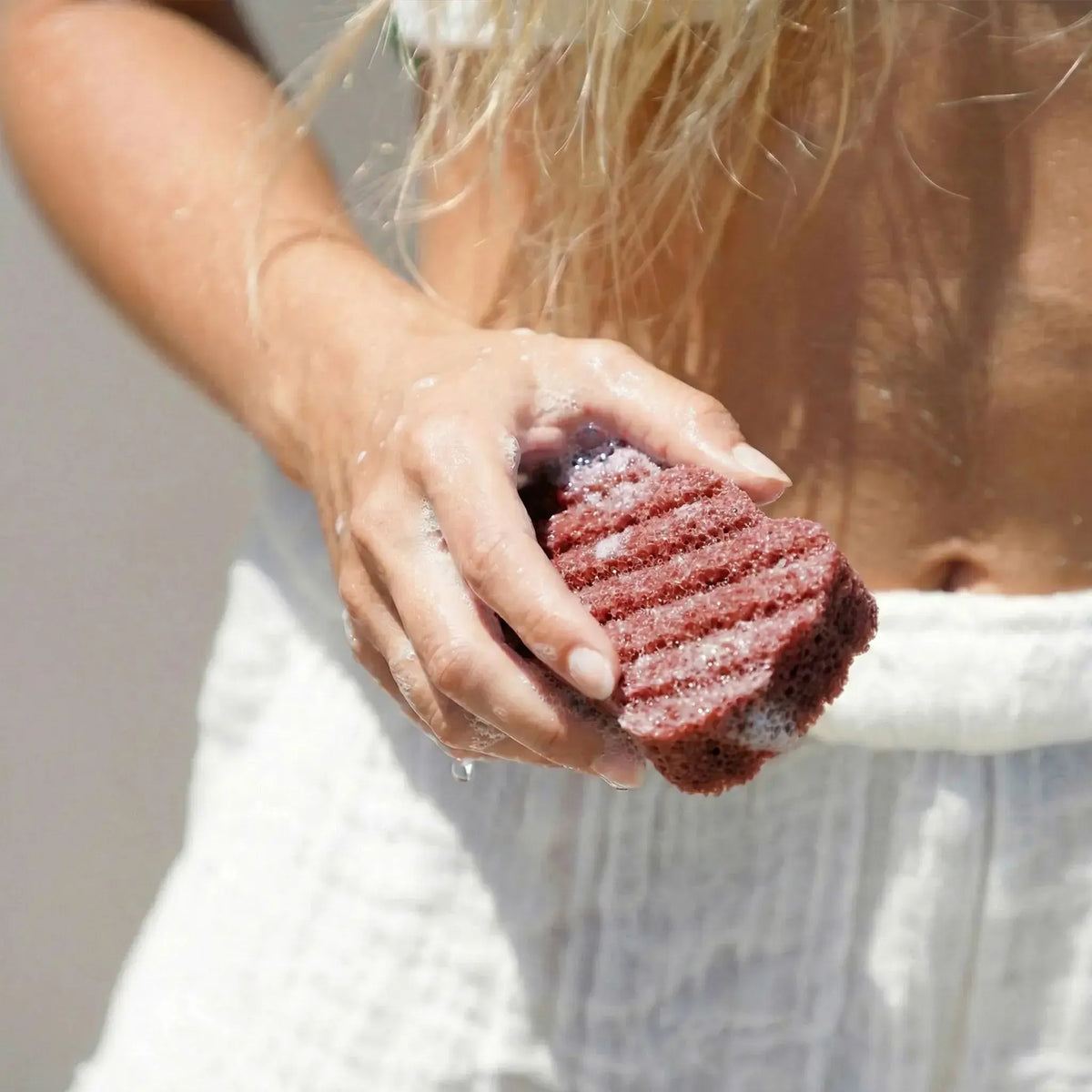 konjac body sponge red clay