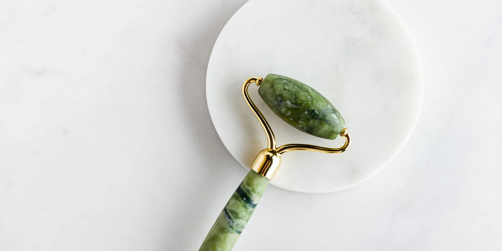 how to best use a jade roller