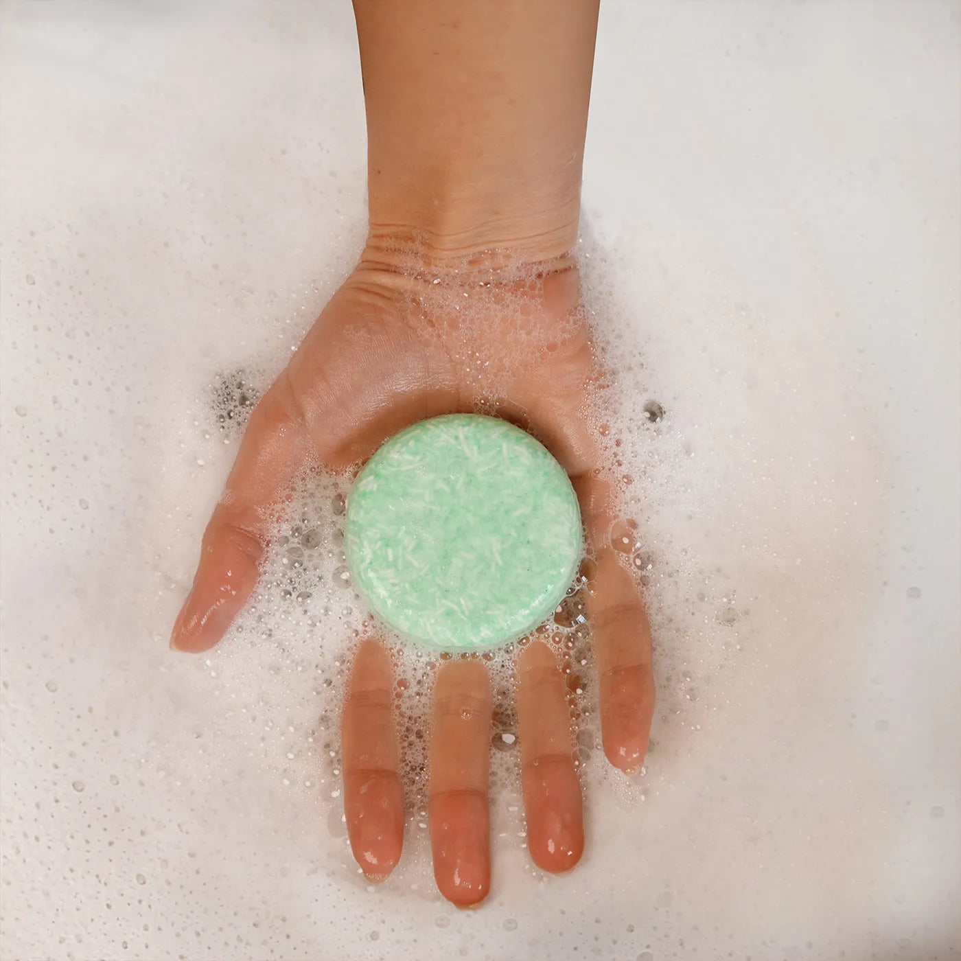 blog photo for how to use a shampoo bar